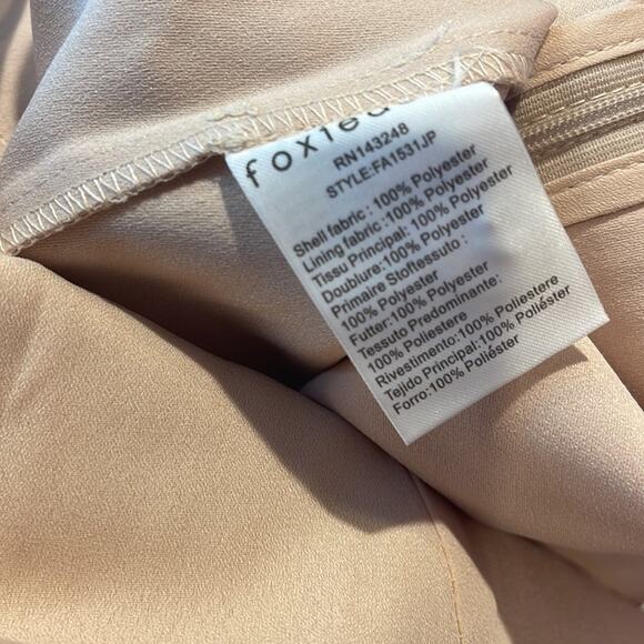 Anthropologie Foxiedox Idris Alabaster Jumpsuit Size Large NWT - Picture 11 of 12